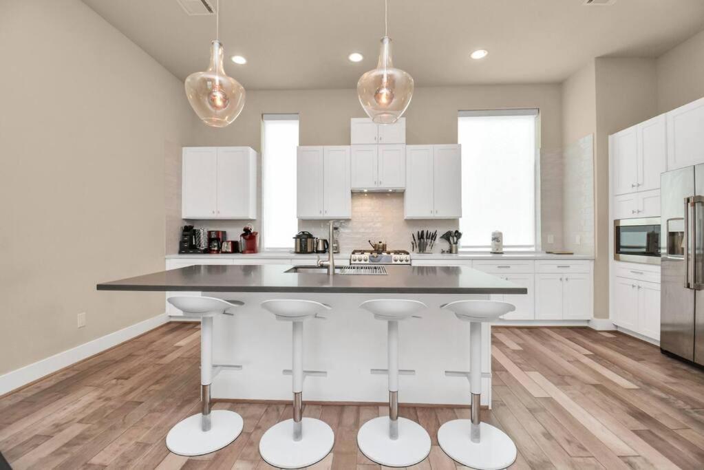 Beautiful Luxurious Houston Galleria Home Buitenkant foto